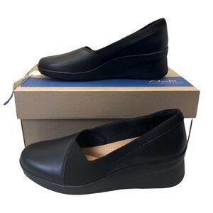 Clarks Collection Women's Suttyn Walk Cushioned Mid-Heel Leather Shoes Size 8